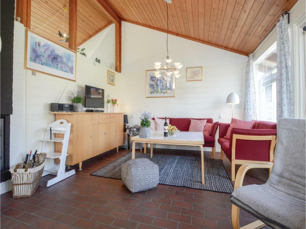 Beautiful Home In Aabenraa With Wifi Exterior photo